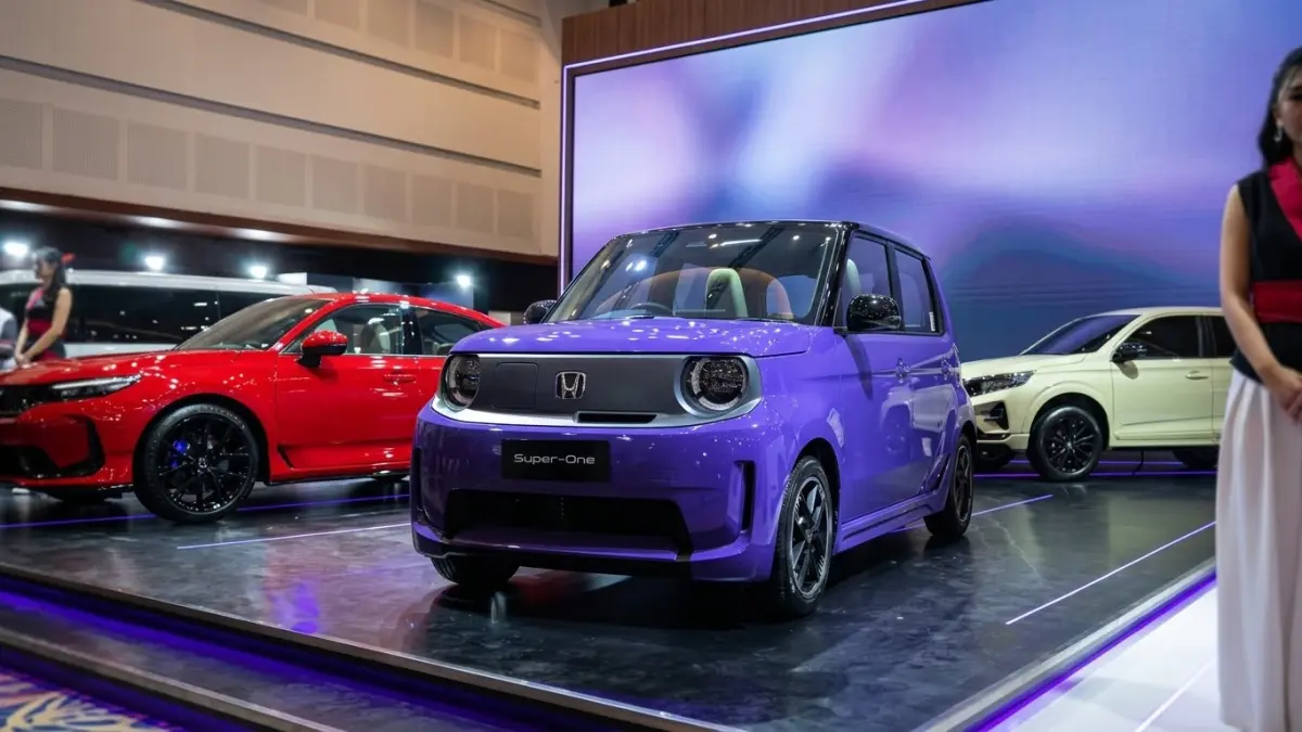 5 Mobil Wajib Dilihat di GIIAS Surabaya: Dari Kei EV hingga SUV Hybrid Mewah