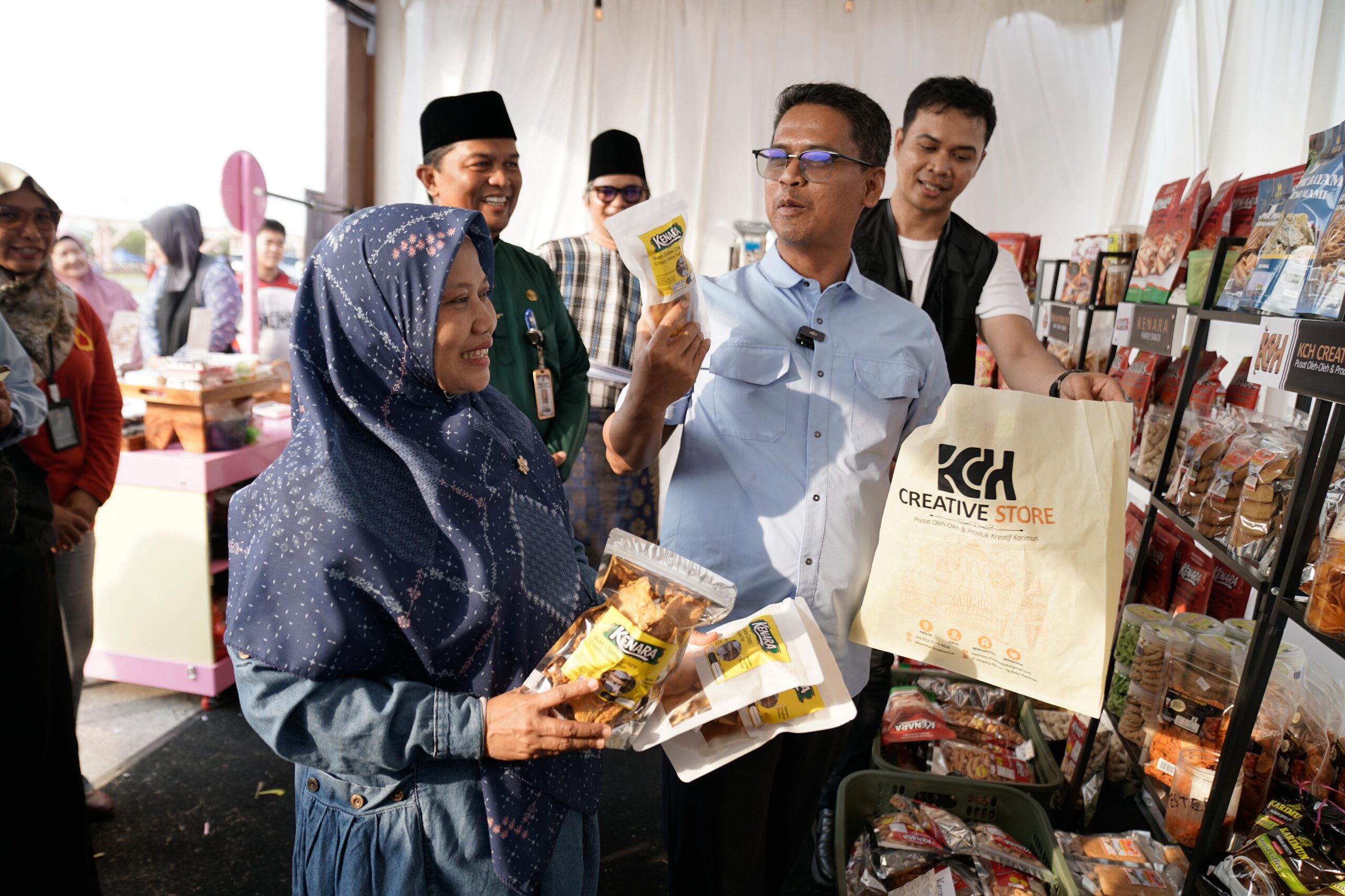 Bantuan Presiden untuk UMKM Terdampak Bencana: Menambal Rantai Ekonomi Lokal