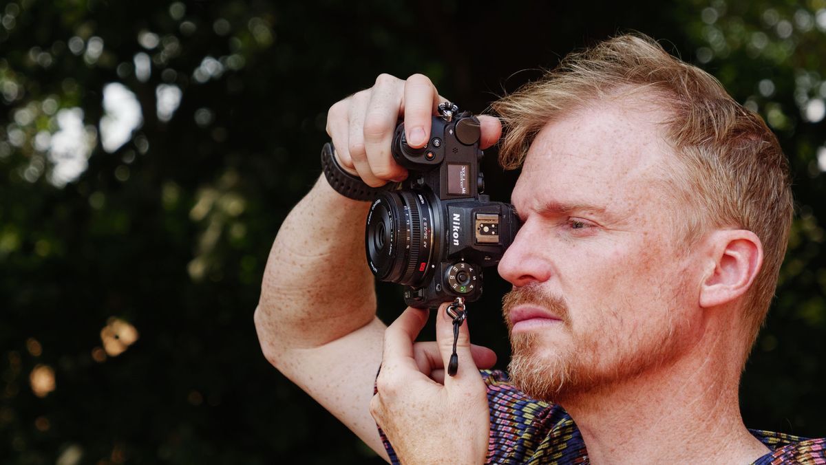 Insta360 dan Viltrox: Disrupsi Serius di Pasar Mirrorless