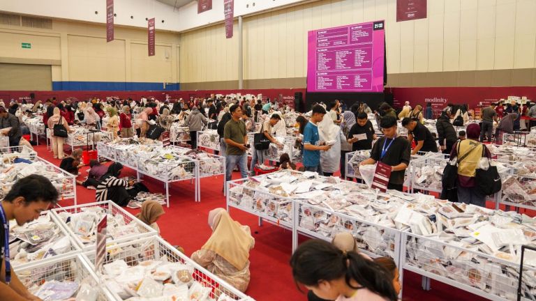 Modinity Warehouse Sale Kembali Lebih Besar dengan Tujuh Brand Lokal