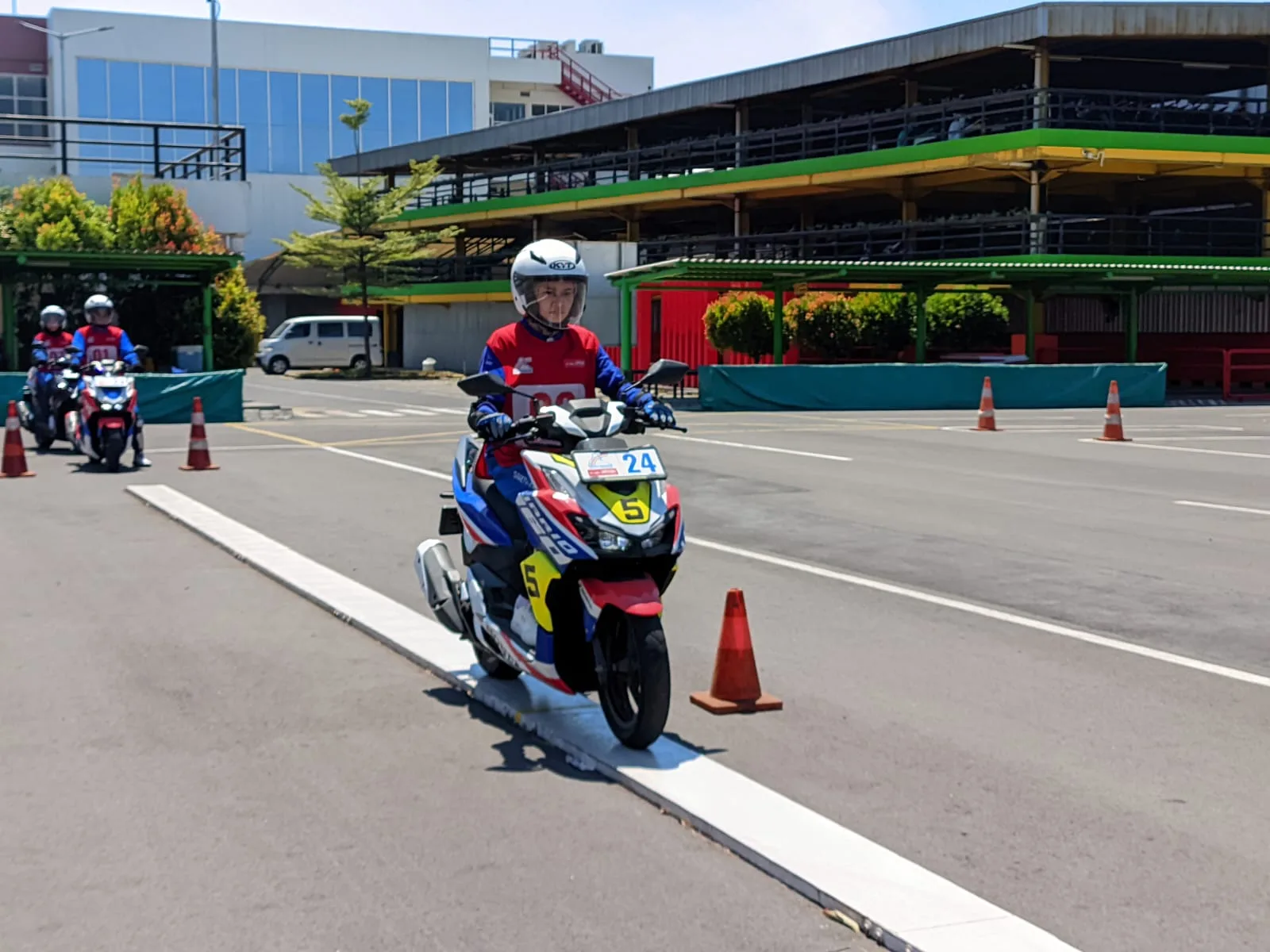 Sertifikasi Instruktur Safety Riding dan Bootcamp Cari Aman