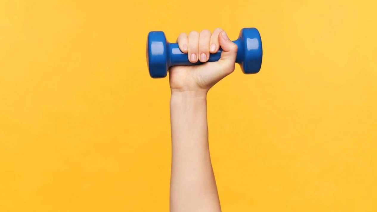 Angkat Beban untuk Turunkan Berat Badan: Kombinasi Efektif dengan Kardio