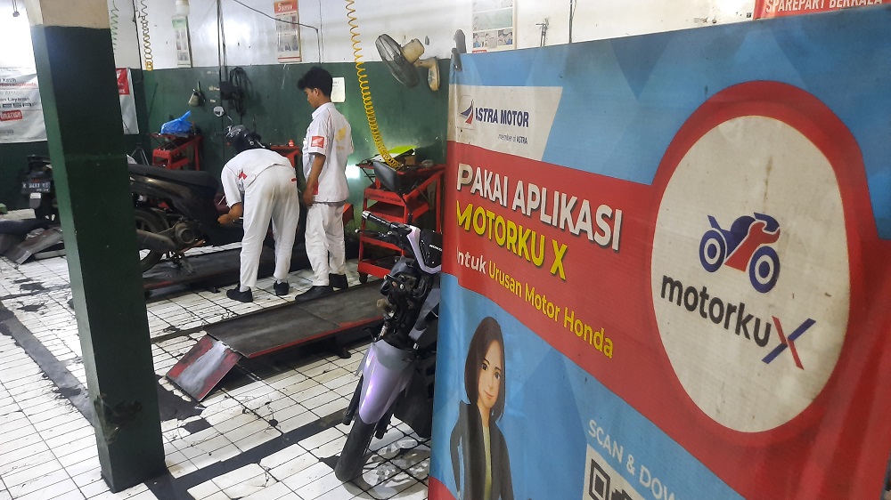 Berapa Biaya Servis Honda PCX 160 di AHASS? Panduan Lengkap