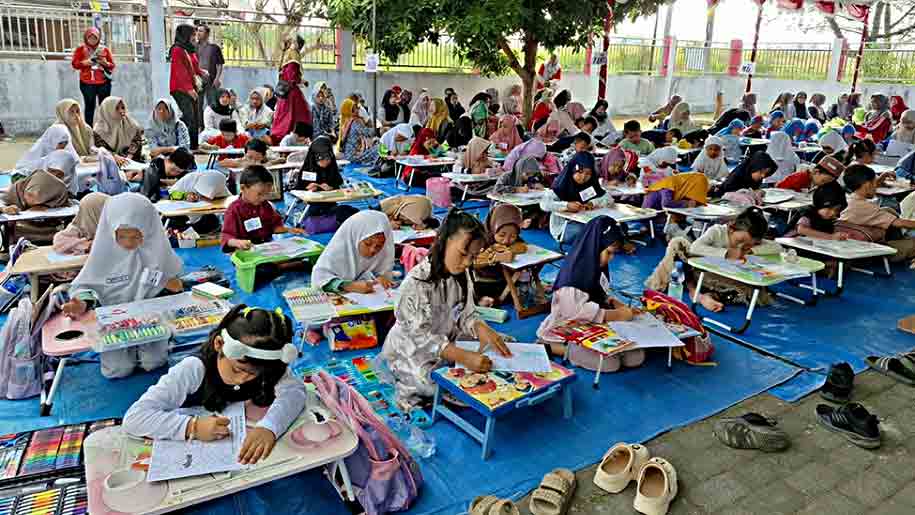 Lomba Mewarnai Massal, Laboratorium Kreativitas dan Kedekatan Keluarga