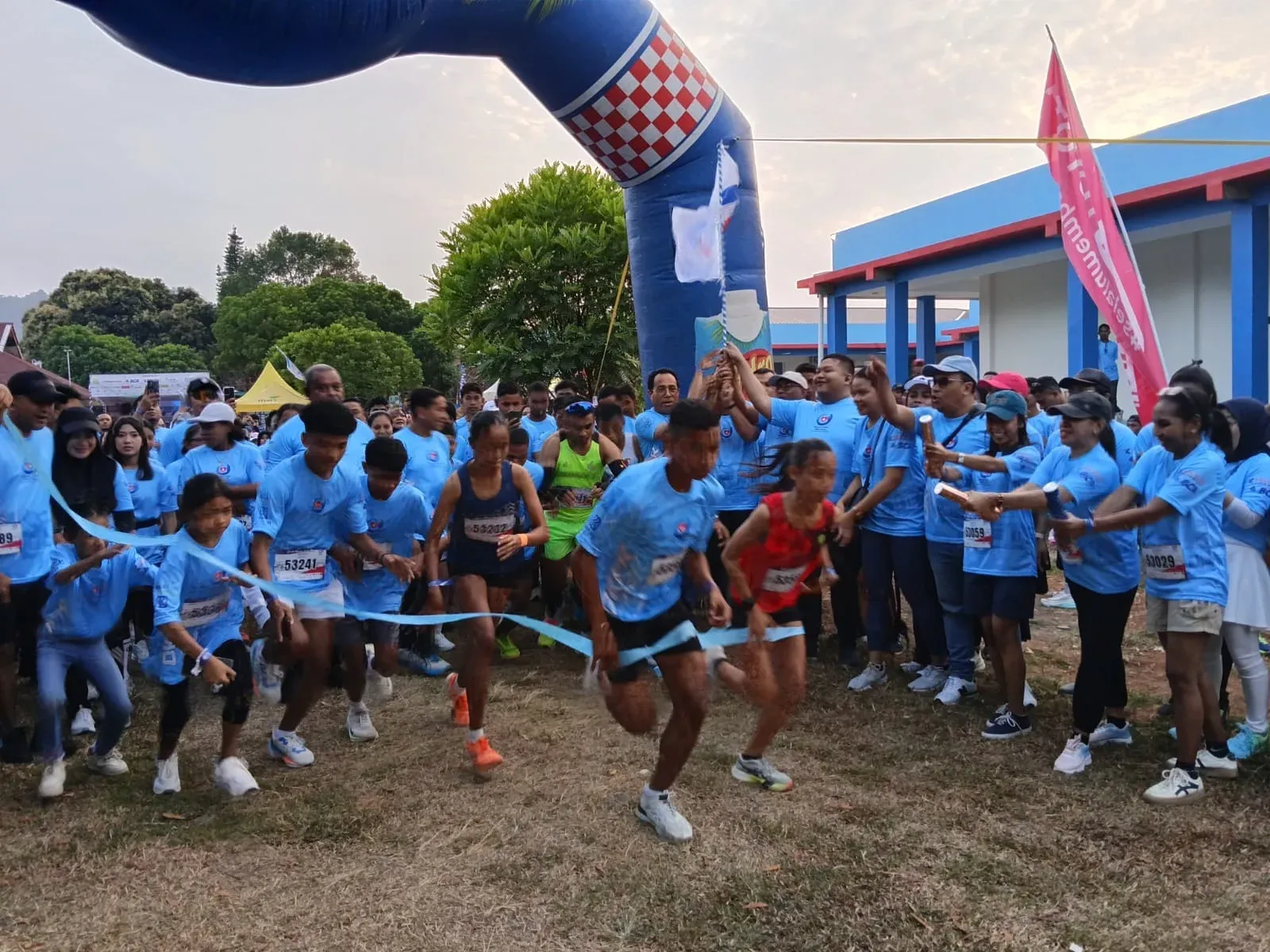 Lari Santai Massal Jadi Gaya Hidup Sehat Baru di Kota-Kota