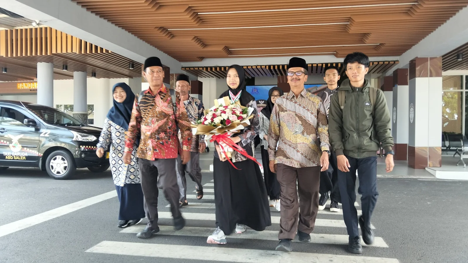 Siswa Dominasi Kompetisi Sains Internasional: Strategi Sekolah Menjadi Kunci