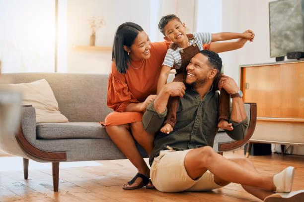 Strategi Parenting Positif untuk Menguatkan Kedekatan Keluarga