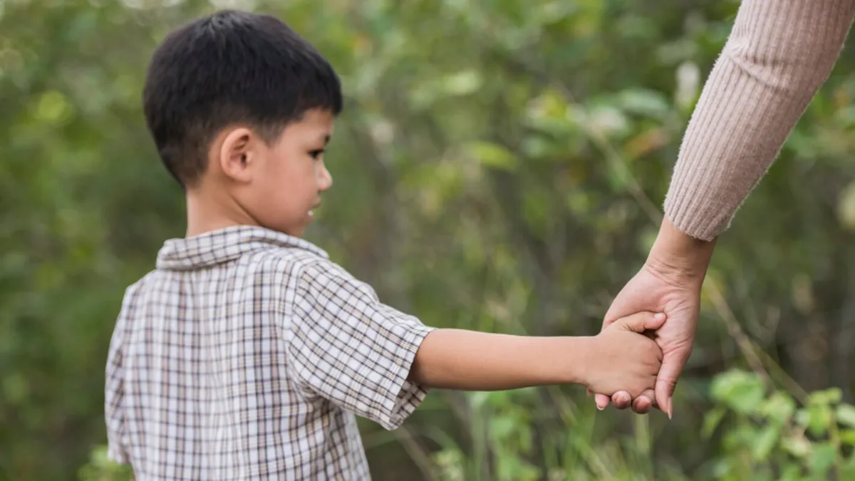 Prestasi Akademik Bukan Segalanya: Saatnya Orang Tua Memilih Perkembangan Anak Holistik