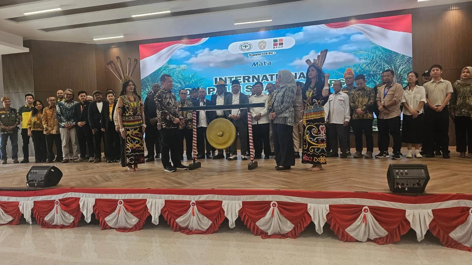 Petani Sawit Rakyat Bersatu di Forum Internasional