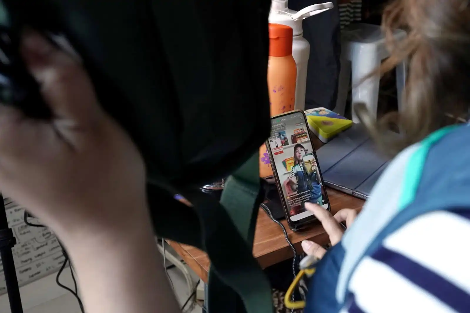 Pengrajin Batik Tradisional Masuk Era Digital: Dari Kampung ke Pasar Global