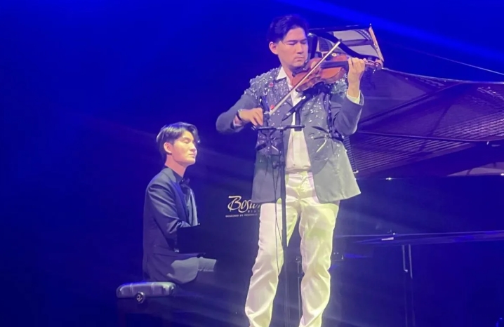 Maestro Biola Rayakan 40 Tahun Karir dalam Konser Lintas Genre