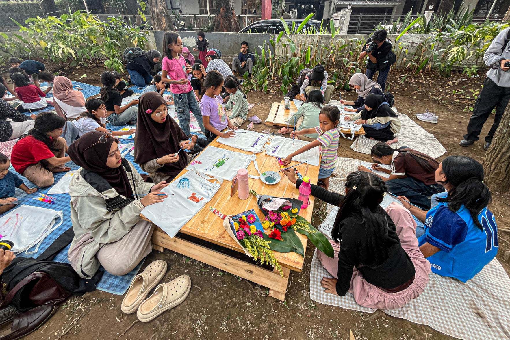 Melukis Tas Pakai Ulang Bersama Anak: Seru, Kreatif, Ramah Lingkungan