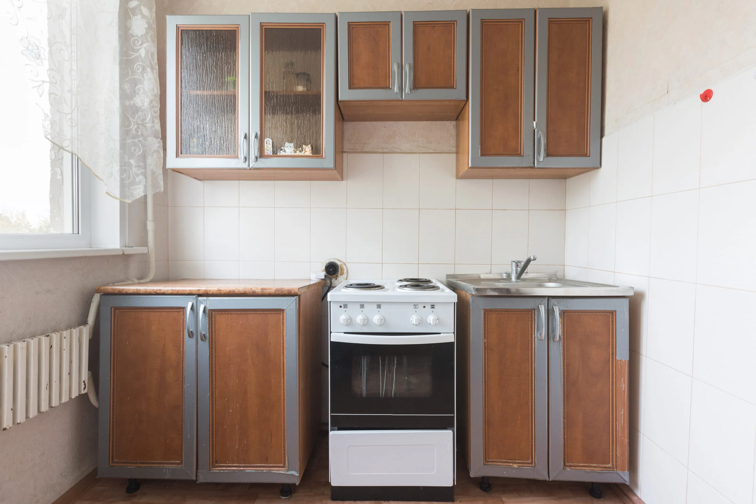Panduan Memilih Dinding Dapur Modern: Hindari dan Pilih yang Tepat