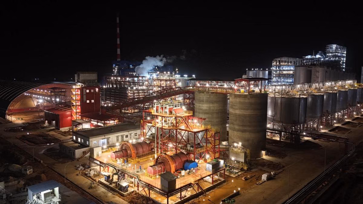INALUM Pacu Ekspansi Smelter, Rating Naik dan Modal Mengalir