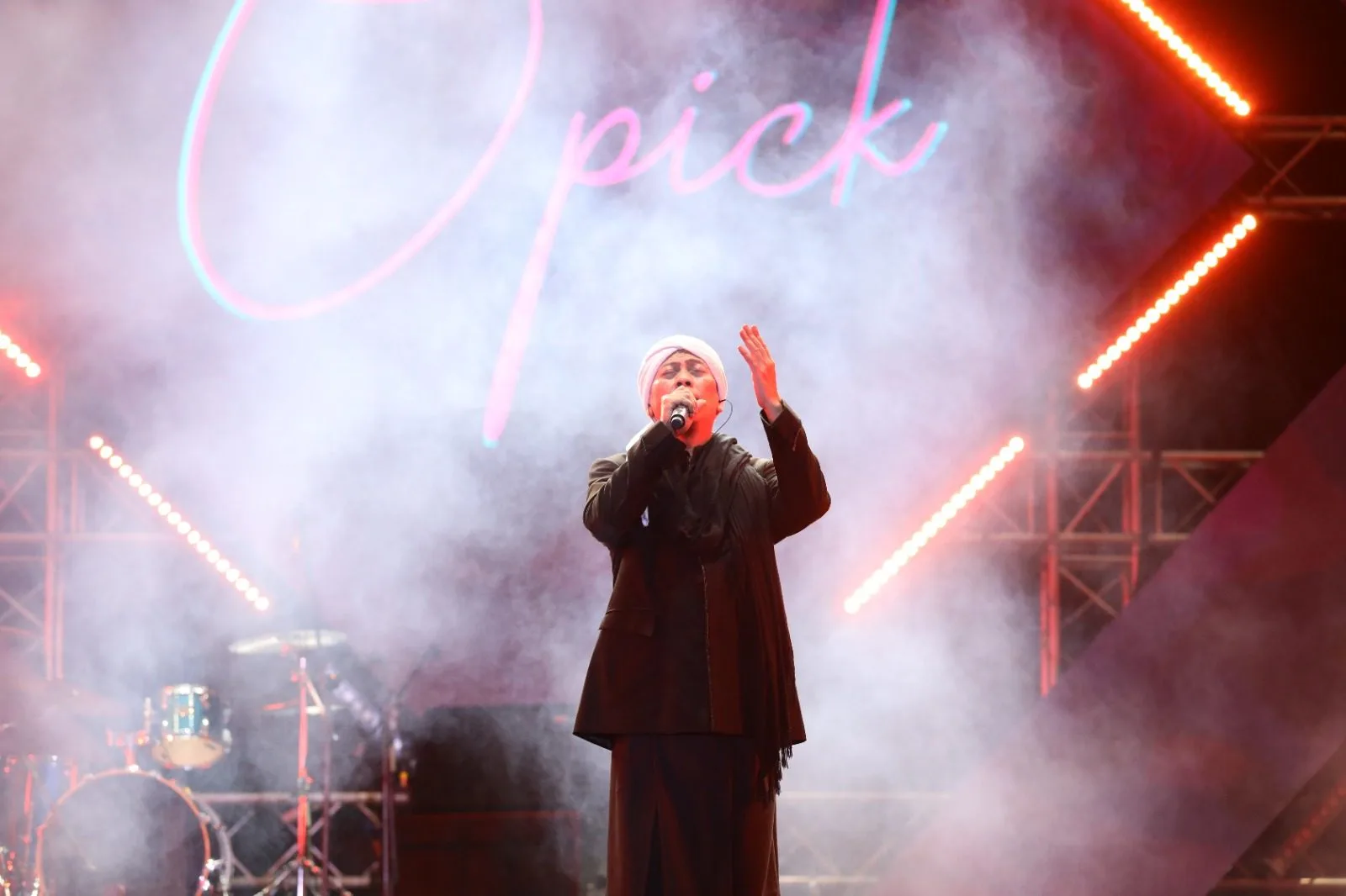 Musisi Jadikan Konser Amal Sebagai Panggung Nyata Kemanusiaan