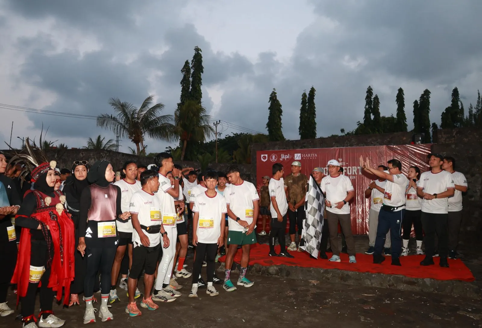 900 Pelari Ramaikan Fort to Fort Nusantara Raya Run di Ternate