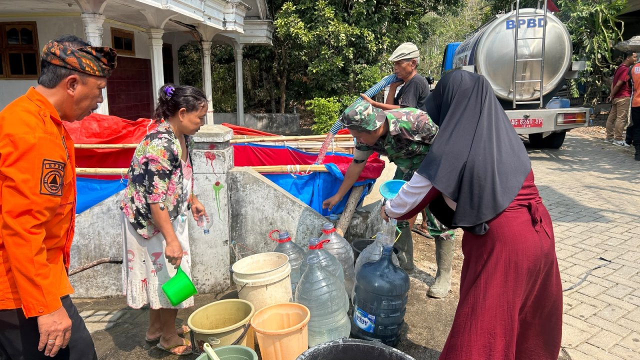 Kekeringan Meluas di Lima Kota dan Dinamika Distribusi Air Bersih