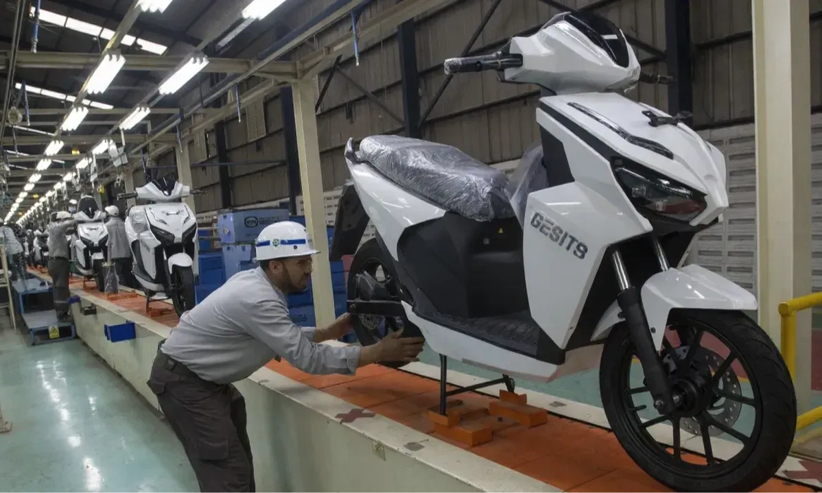Insentif Motor Listrik Tertunda: Apa yang Ditunggu Kementerian Keuangan?