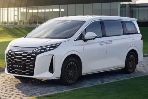 BYD M9 vs Voyah Dream 9: MPV Premium PHEV untuk Keluarga Mewah
