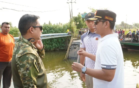 Jembatan Ambruk Putuskan Akses Darat: Ujian Serius Respons Pemerintah Kota