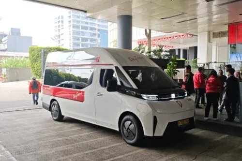 Armada Van Listrik Antar Kota: Saat Travel Mulai Bertransformasi