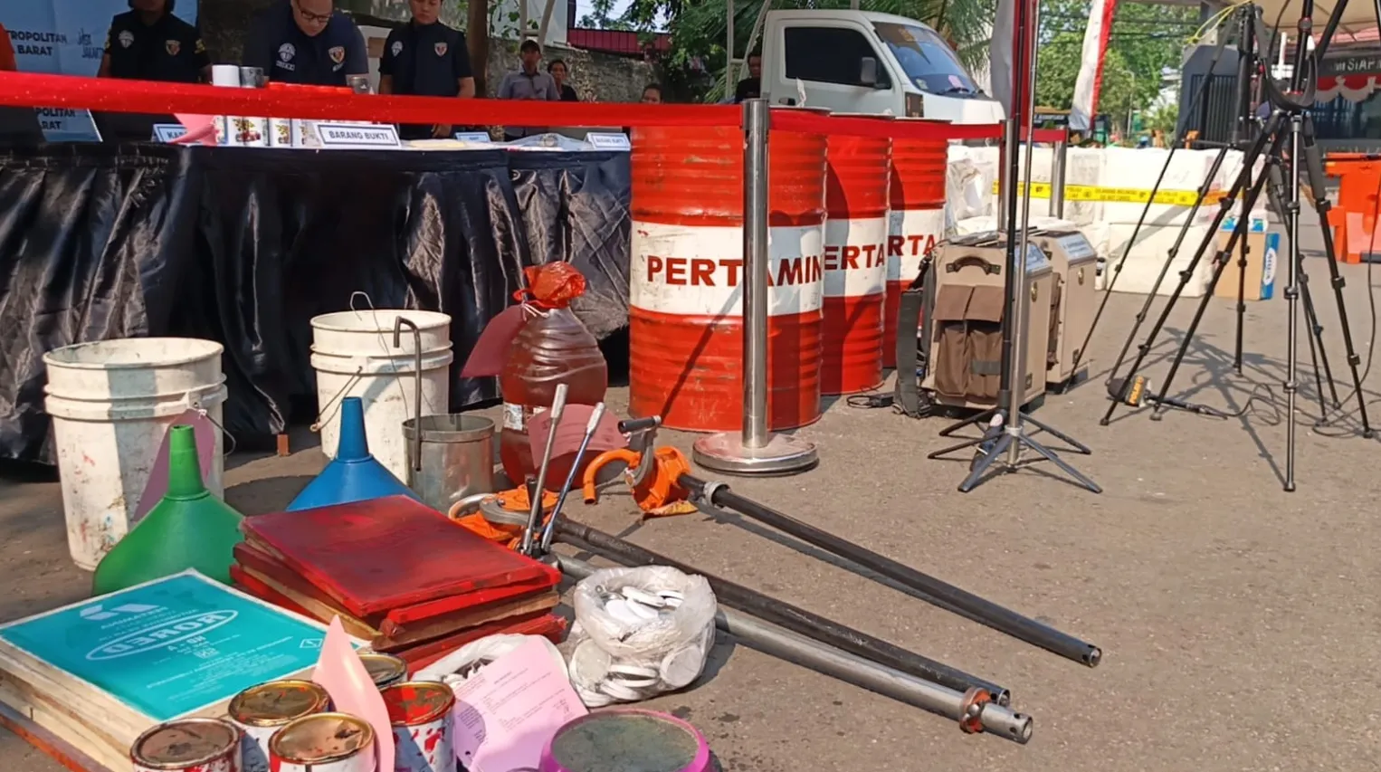 Cara Membedakan Oli Asli dari Oli Palsu Secara Praktis