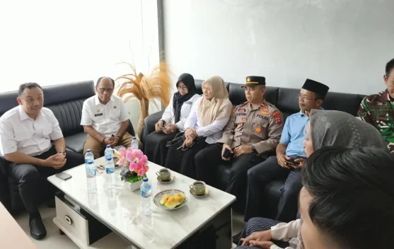 Panduan Orang Tua Mengenali Keracunan Makanan di Sekolah