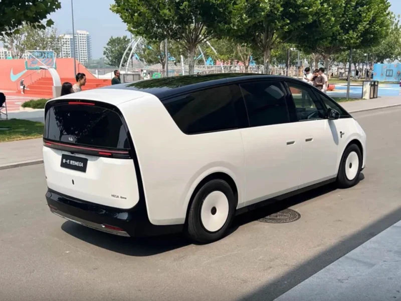 Li Auto Mega Generasi 2: MPV Listrik Premium yang Serius