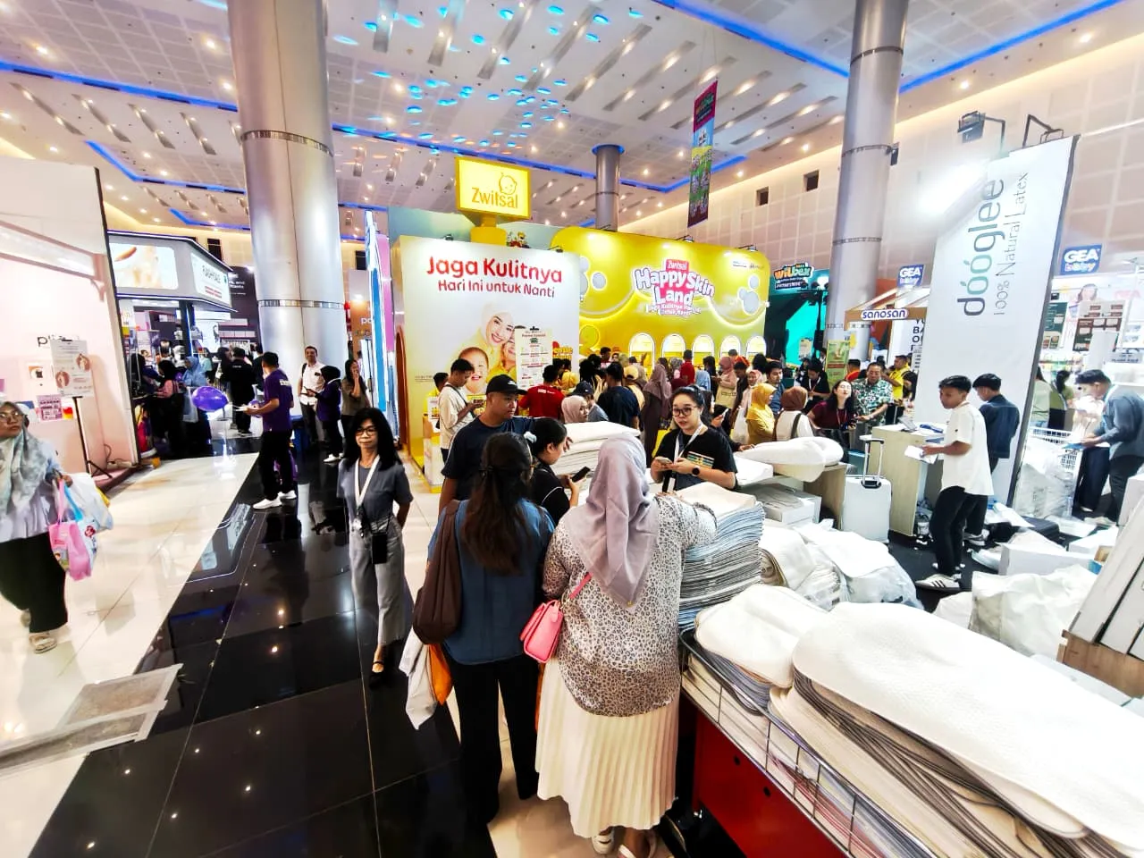 282 Brand Berkumpul: Panduan Belanja Ibu dan Bayi di Pameran Terbesar September
