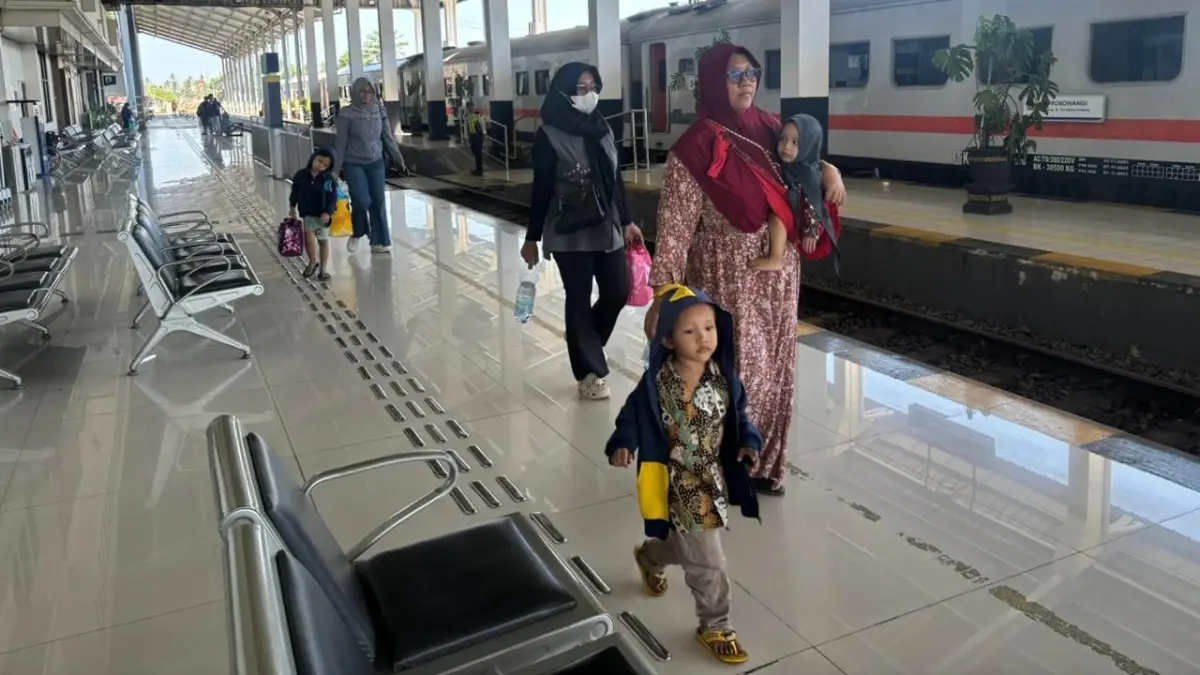 Kereta Api Jadi Pilihan Utama Keluarga