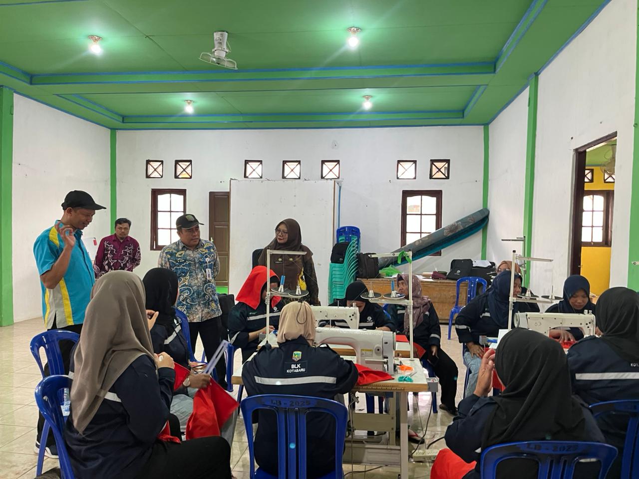 Pelatihan Vokasi Gratis: Jahit dan Roti yang Mengubah Ekonomi Keluarga