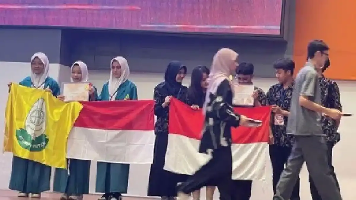 Siswa Dominasi Kompetisi Sains Internasional: Strategi Sekolah Menjadi Kunci