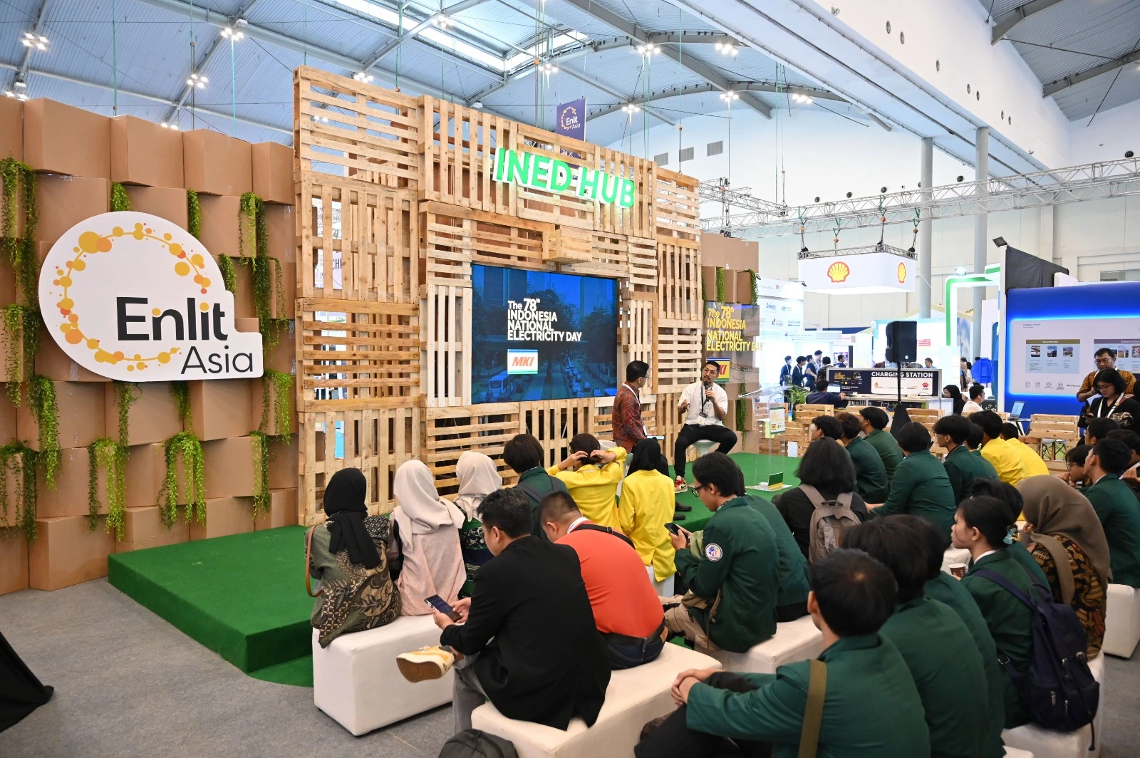 Pemimpin Energi ASEAN Berkumpul untuk Menguatkan Sistem Ketenagalistrikan Lintas Negara