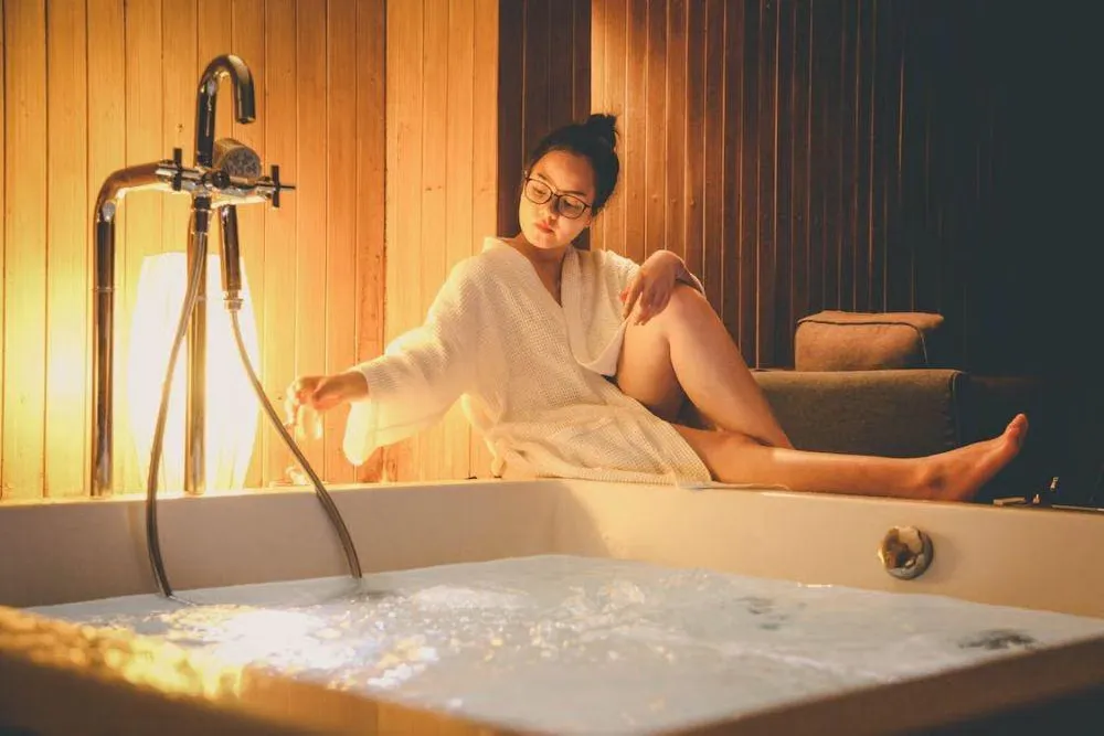 Menginap Nyaman Mulai Rp100.000: 4 Trik Staycation Hemat