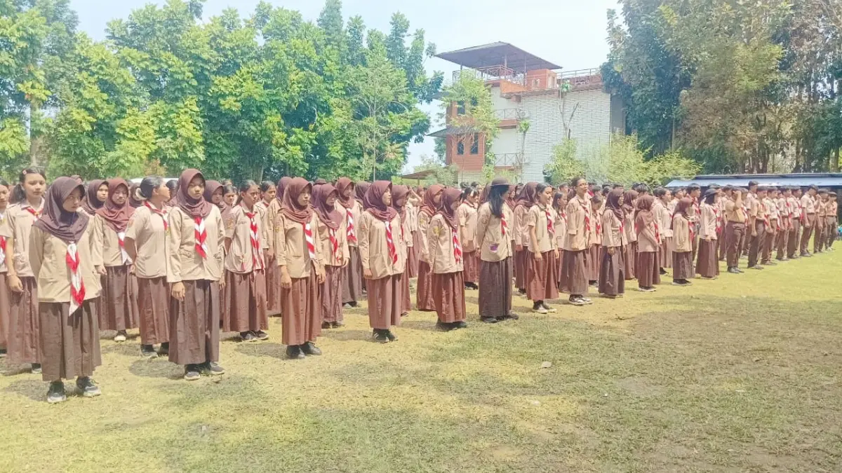Dari Upacara hingga Kemah Karakter: Ekosistem Disiplin dan Kepemimpinan Siswa
