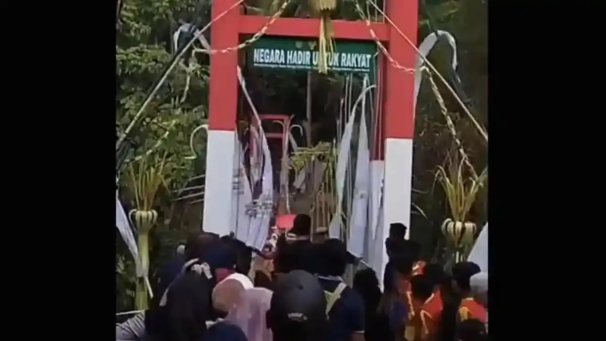 Jembatan Gantung Pongpet Ambruk Saat Peresmian: Mengungkap Kegagalan Desain dan Pengawasan