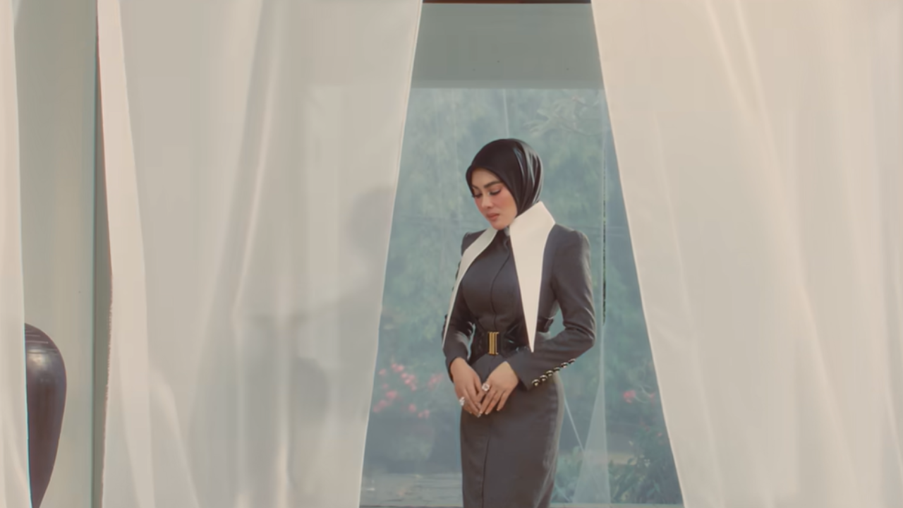 Syahrini dan ‘Kau yang Utama’: Saat Cinta Jadi Prioritas