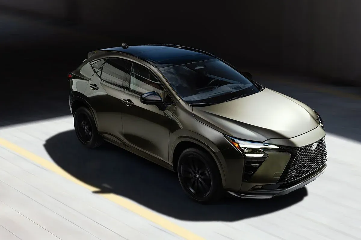 Lexus NX Hybrid Terbaru: Evolusi SUV Premium yang Semakin Elektrifik