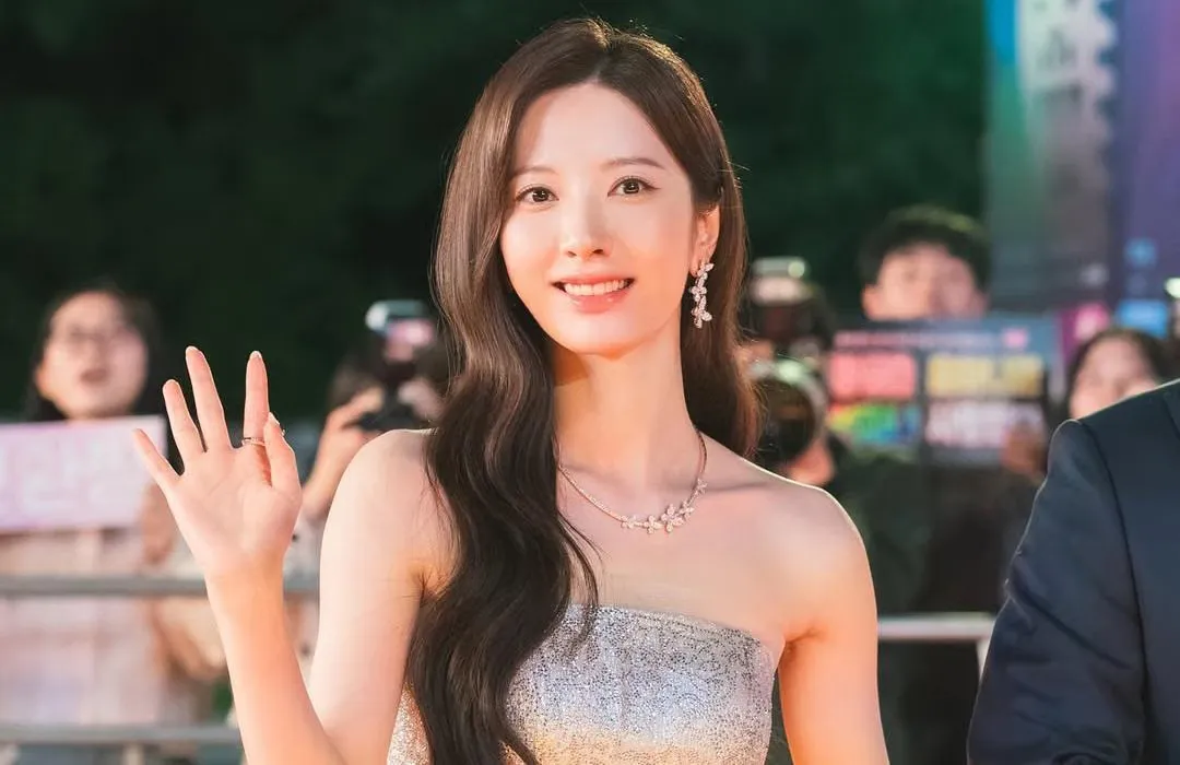 Park Seo Ham dan Bo Na WJSN di Pusat Gelombang Comeback Drakor
