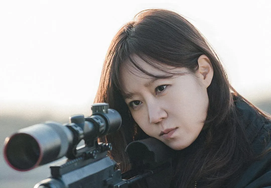 Yoo Bo Na: Ibu Rumah Tangga dengan Identitas Ganda Kingfisher
