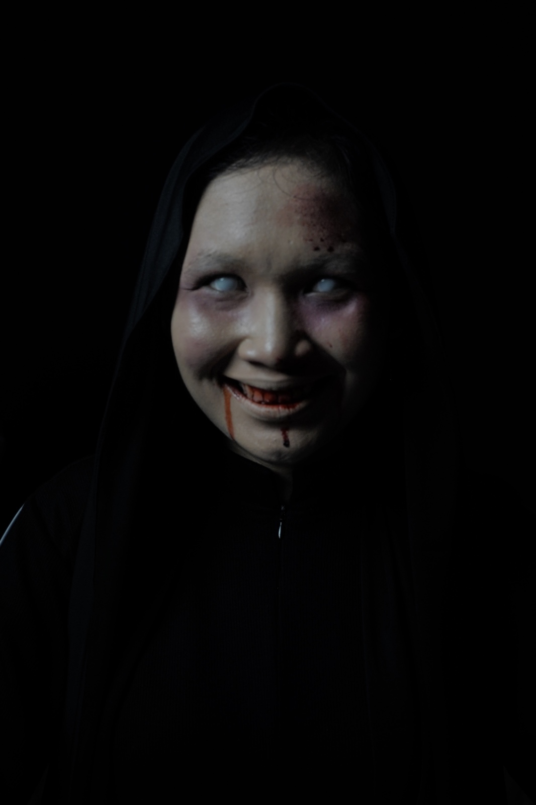 Dari Penasaran hingga Passion: Makeup sebagai Jalur Eksplorasi Diri Anak Muda