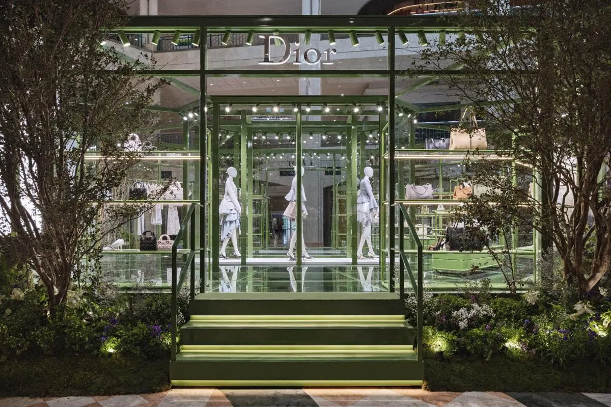 Taman Paris Hadir di Jakarta: Dior Pop-Up di Plaza Senayan