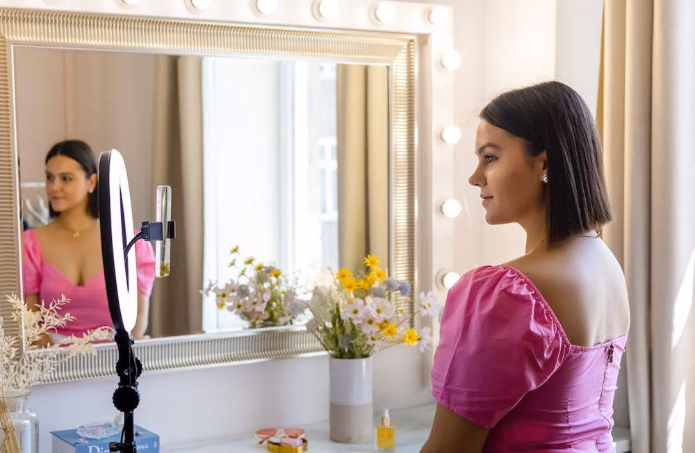 7 Teknik Styling Rambut Sebahu agar Tetap Bervolume dan Rapi