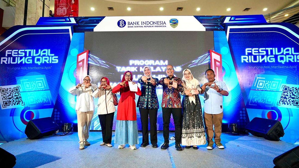 Dari Tunai ke QRIS: Transformasi Pedagang Makanan Jalanan