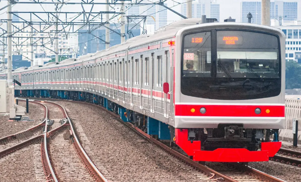 KRL Anjlok Dua Kali dalam Sehari: Alarm Serius bagi Keselamatan
