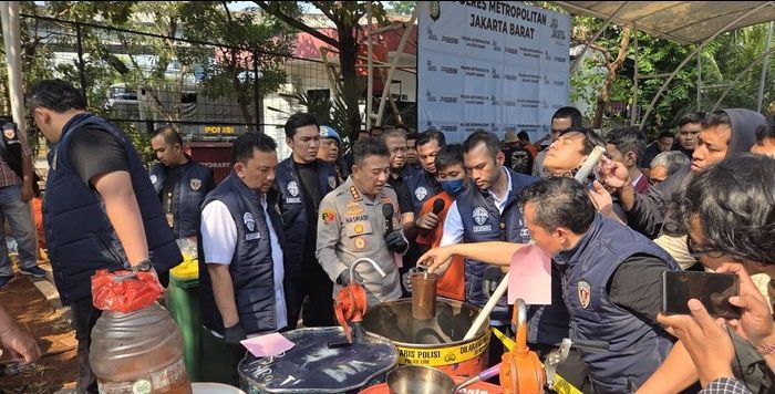 Panduan Lengkap Membedakan Oli Asli dari Oli Palsu