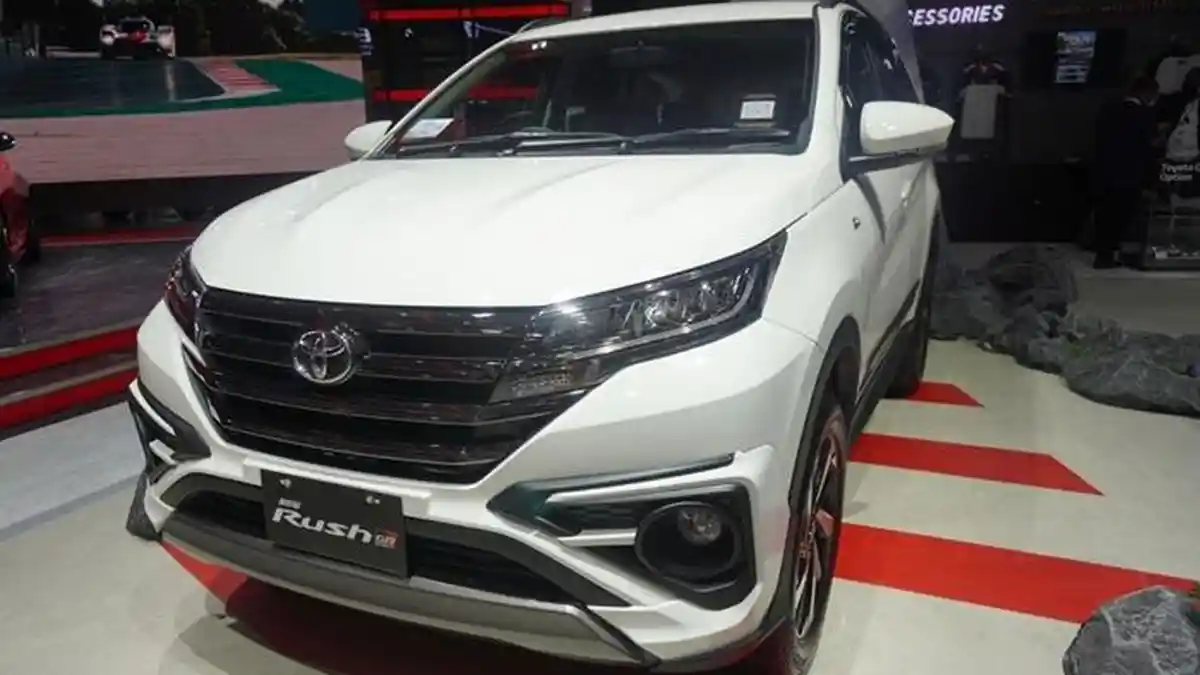 Toyota Rush S GR Sport: SUV Keluarga Sporty dengan Mesin 1.5L RWD