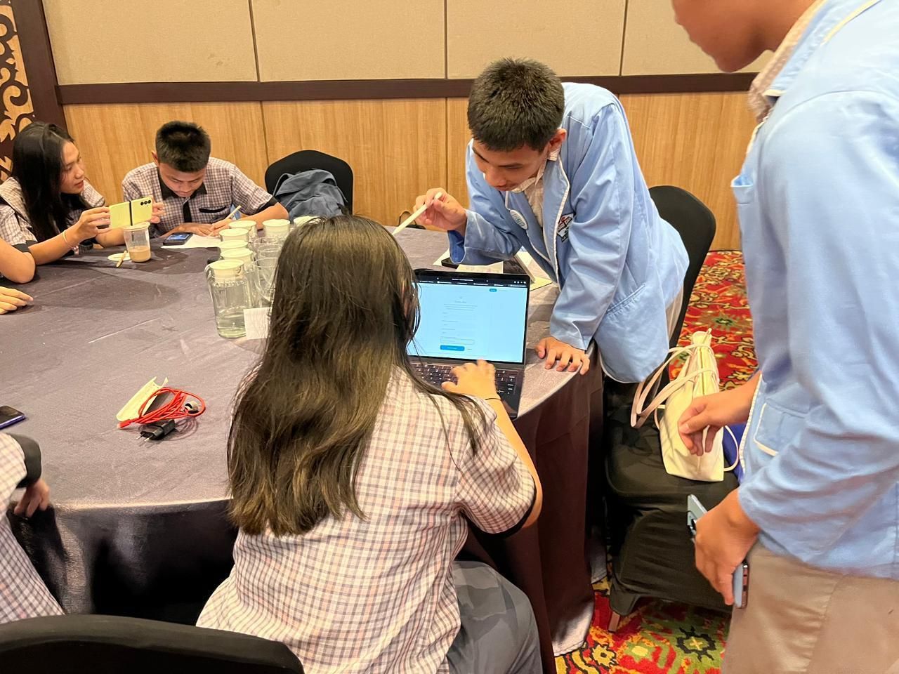 Telkom Latih Generasi Muda Gunakan AI Secara Bijak lewat EduMind Wellbeing Camp