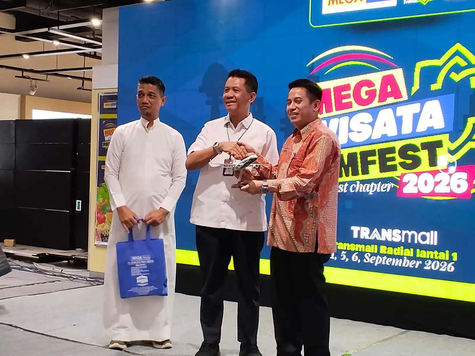 Festival Palembang UMKM: Dari Panjat Pinang ke Pasar Muslim