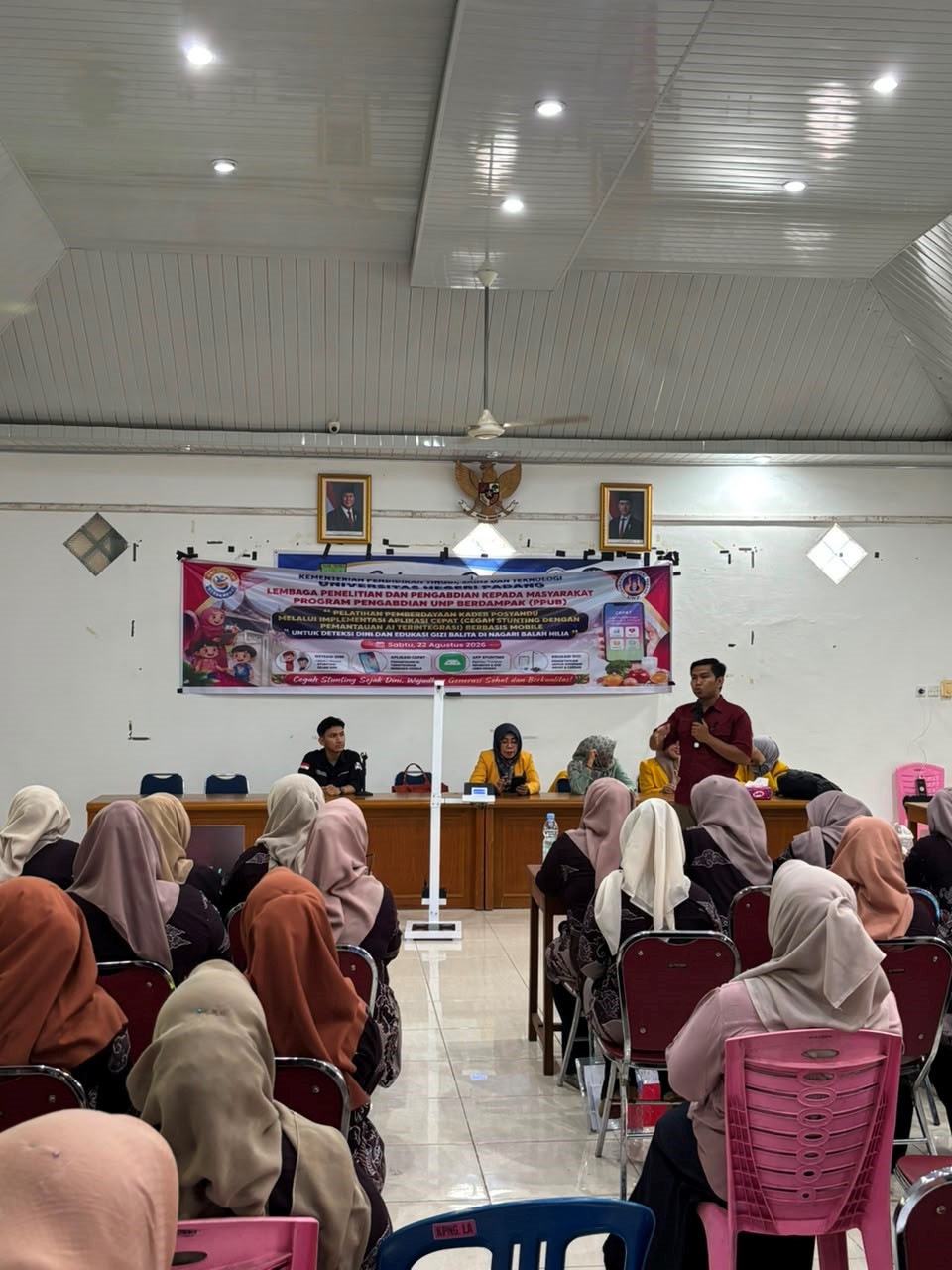 Pelatihan Deteksi Dini Stunting: Kader Posyandu Berdaya, Teknologi Berperan